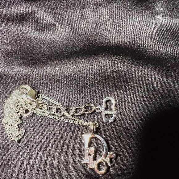 Dior Necklace - Picture 9 of 16